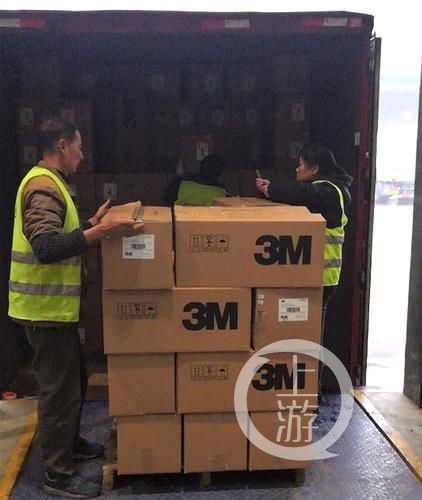 100萬只醫用口罩緊急奔赴武漢,京東24小時巡檢漲價行為